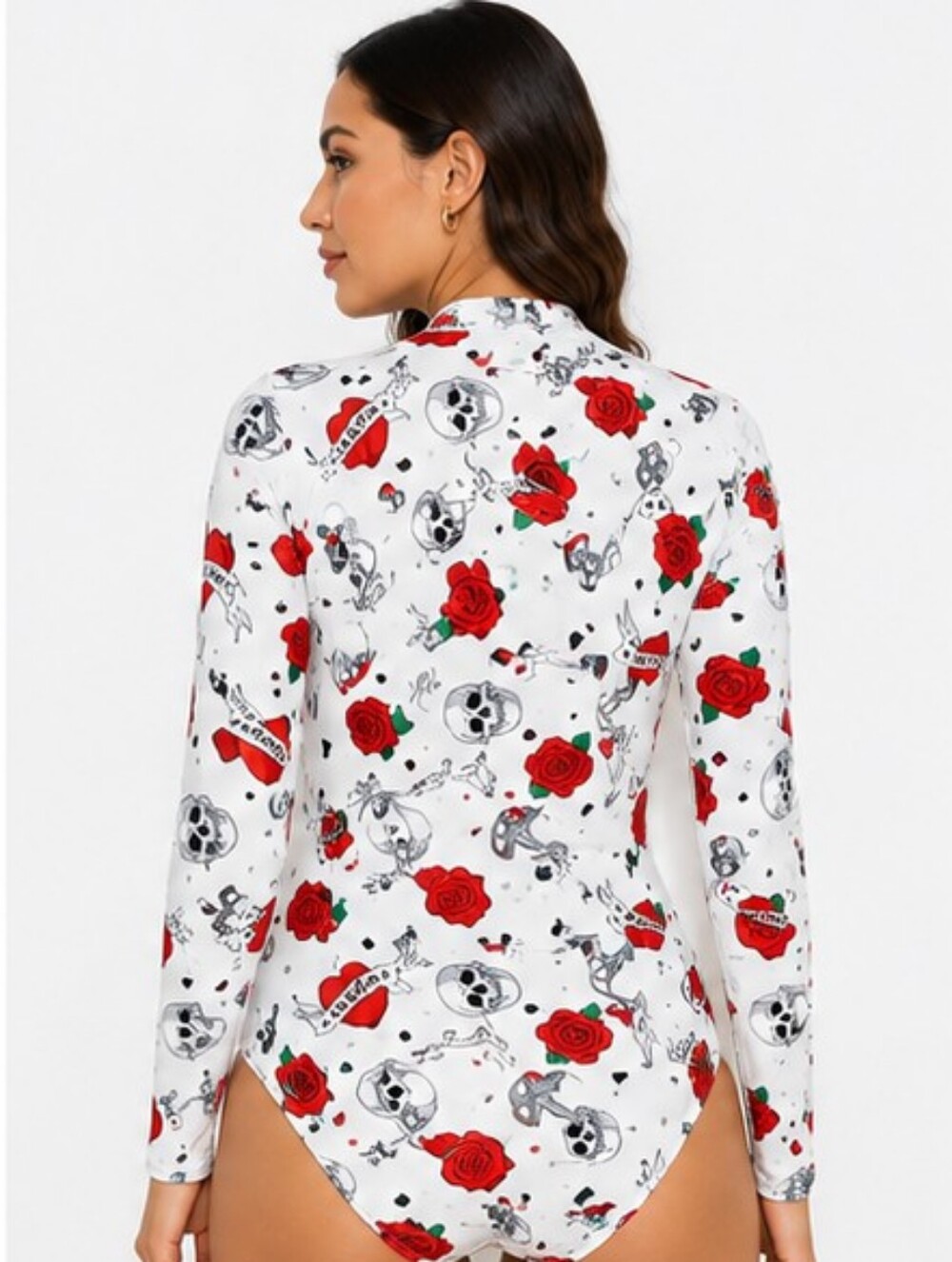 AS ROSE RICH RASH GUARD SWIMSUIT Roses & Skull White Long-Sleeve SIZE Medium NWT - Picture 2 of 6